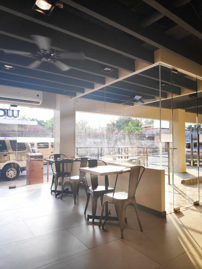 Westpoint Hotel سيبو المظهر الخارجي الصورة