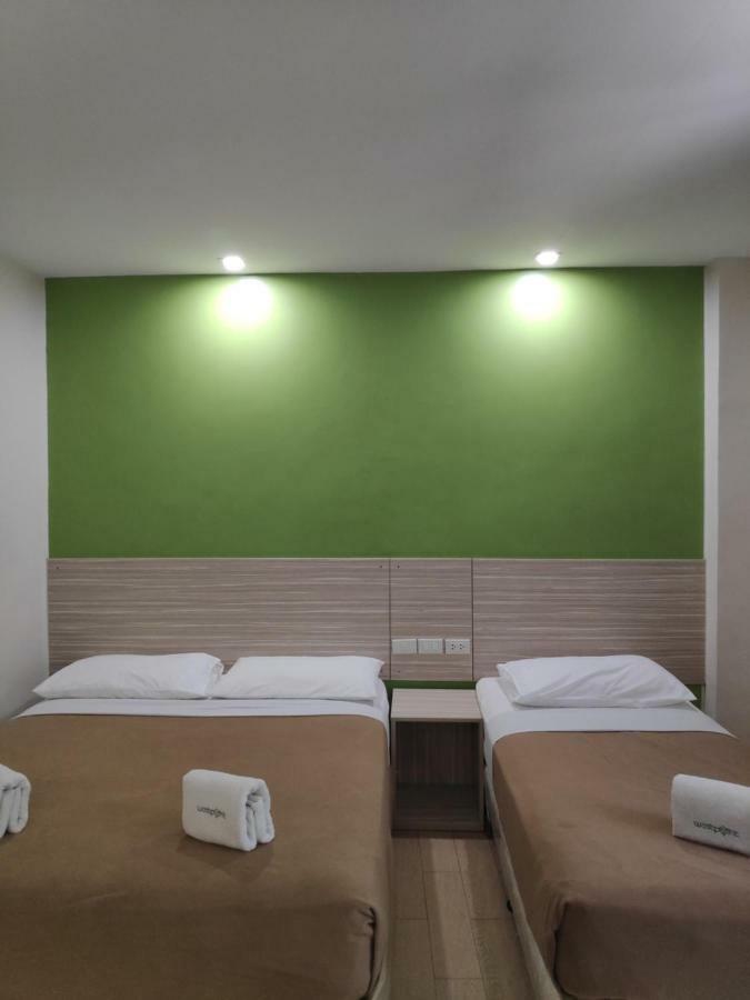 Westpoint Hotel سيبو المظهر الخارجي الصورة